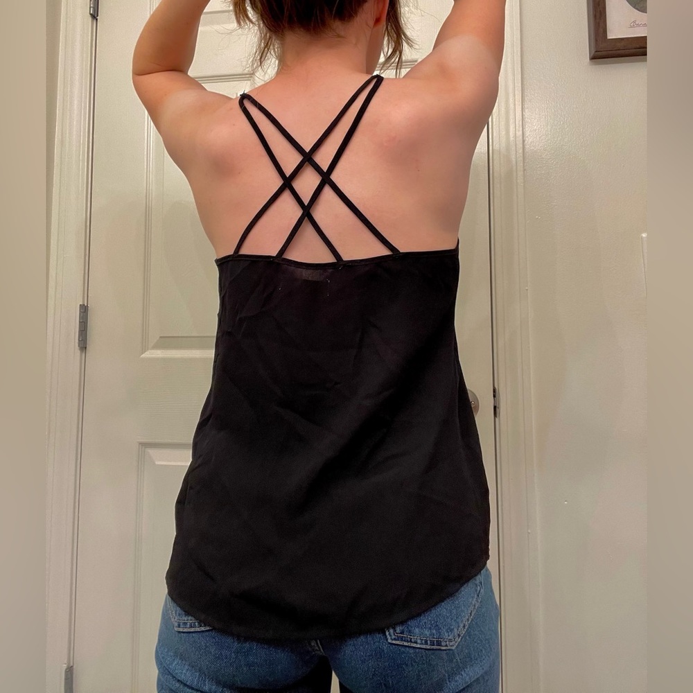 hollister flowy cross back tank top